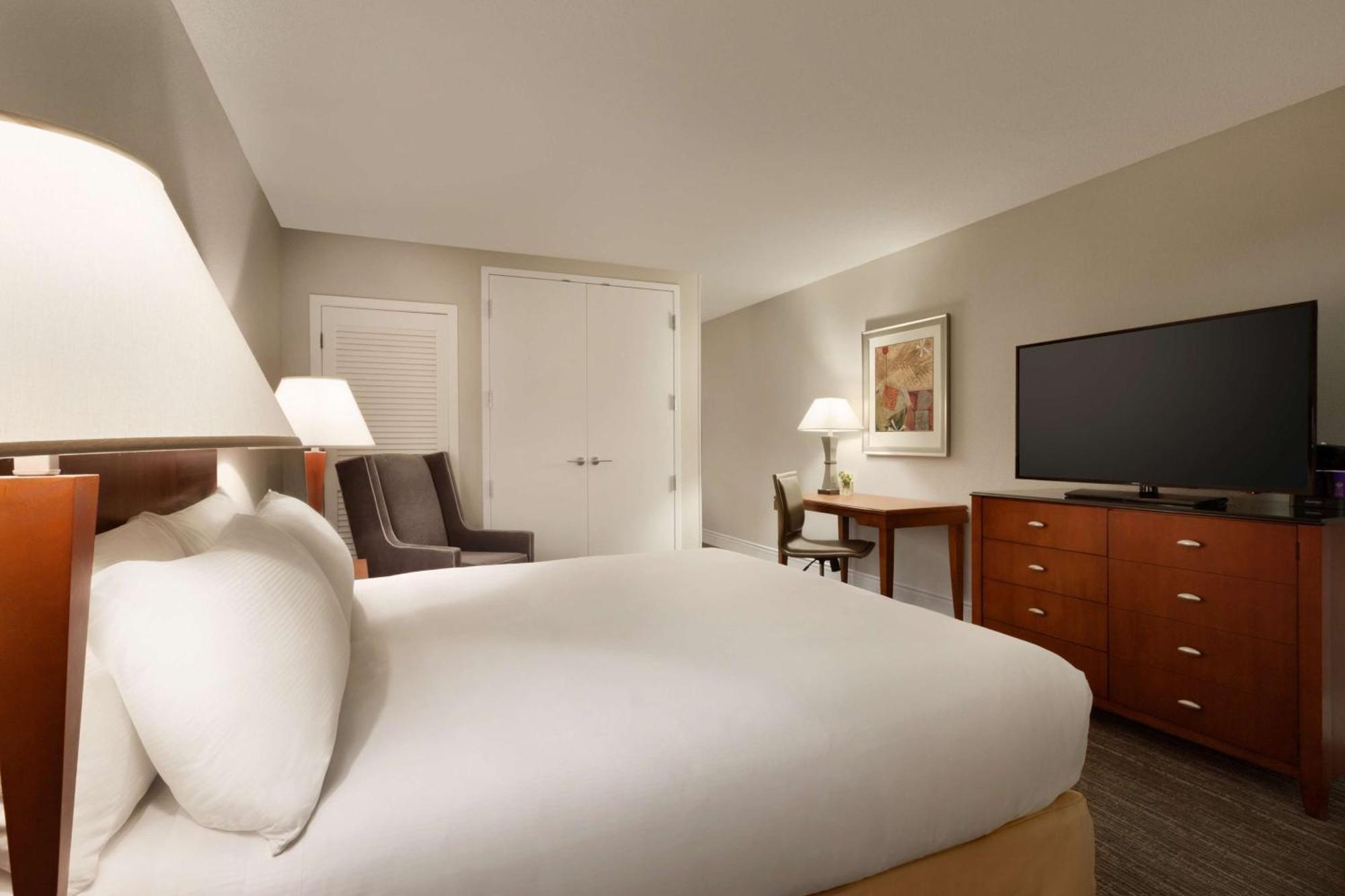 Doubletree By Hilton Minneapolis Park Place Saint Louis Park Exteriör bild
