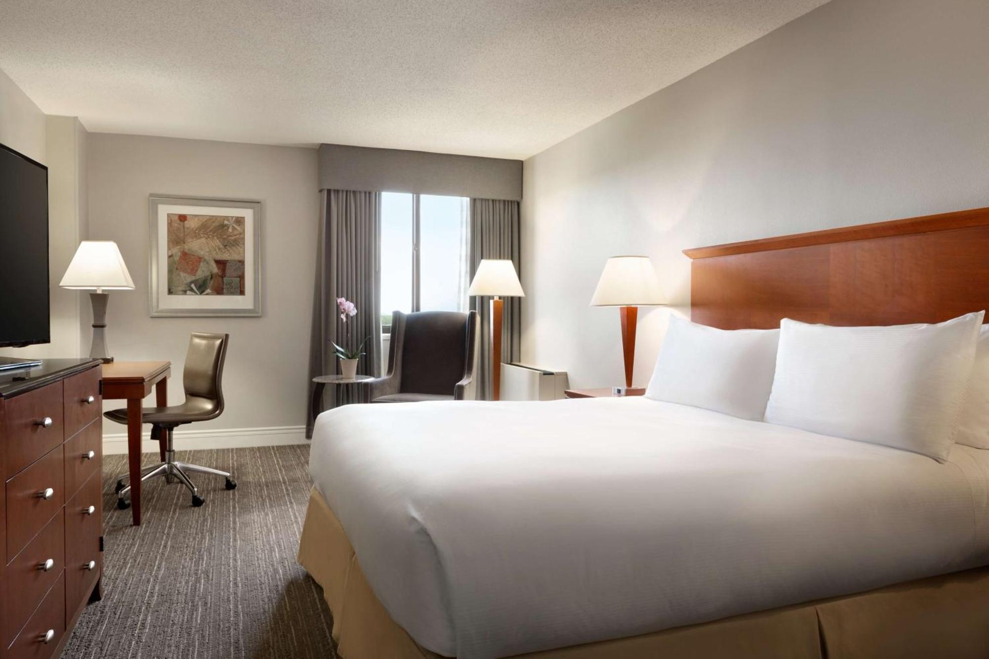 Doubletree By Hilton Minneapolis Park Place Saint Louis Park Exteriör bild