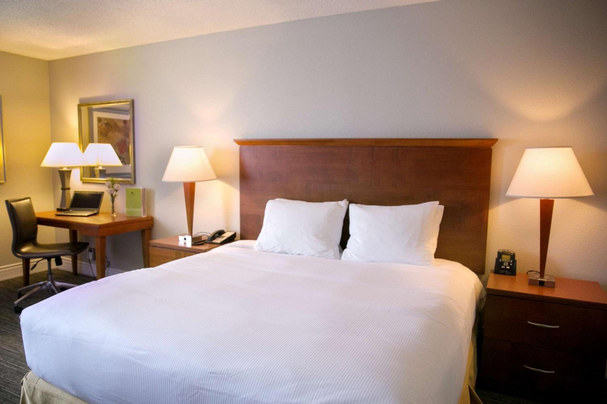 Doubletree By Hilton Minneapolis Park Place Saint Louis Park Exteriör bild