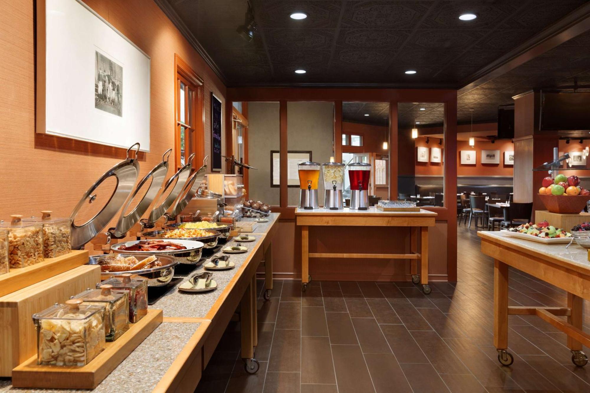 Doubletree By Hilton Minneapolis Park Place Saint Louis Park Exteriör bild