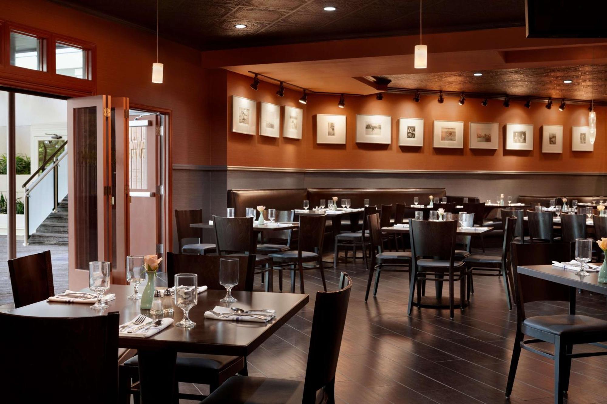 Doubletree By Hilton Minneapolis Park Place Saint Louis Park Exteriör bild