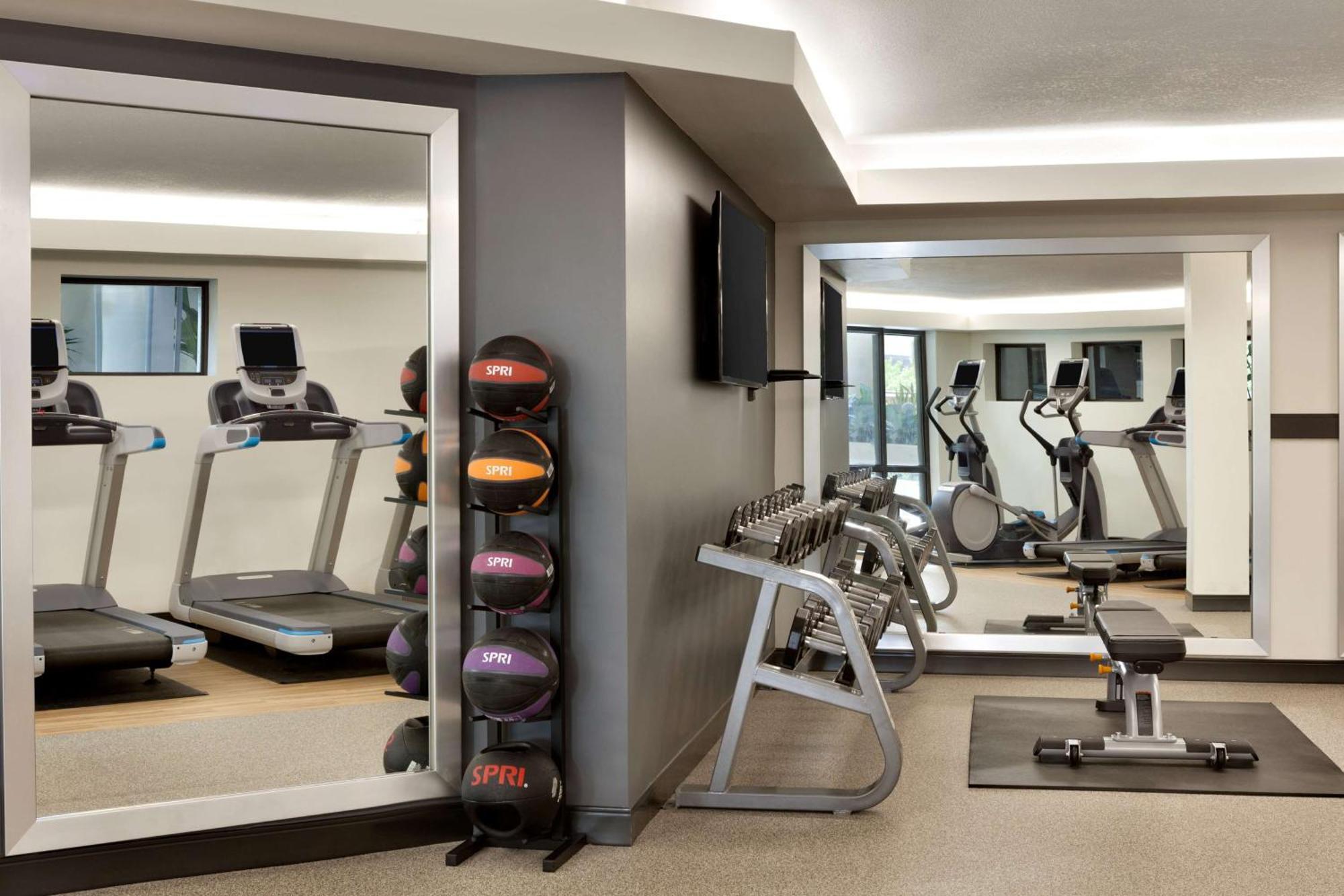 Doubletree By Hilton Minneapolis Park Place Saint Louis Park Exteriör bild