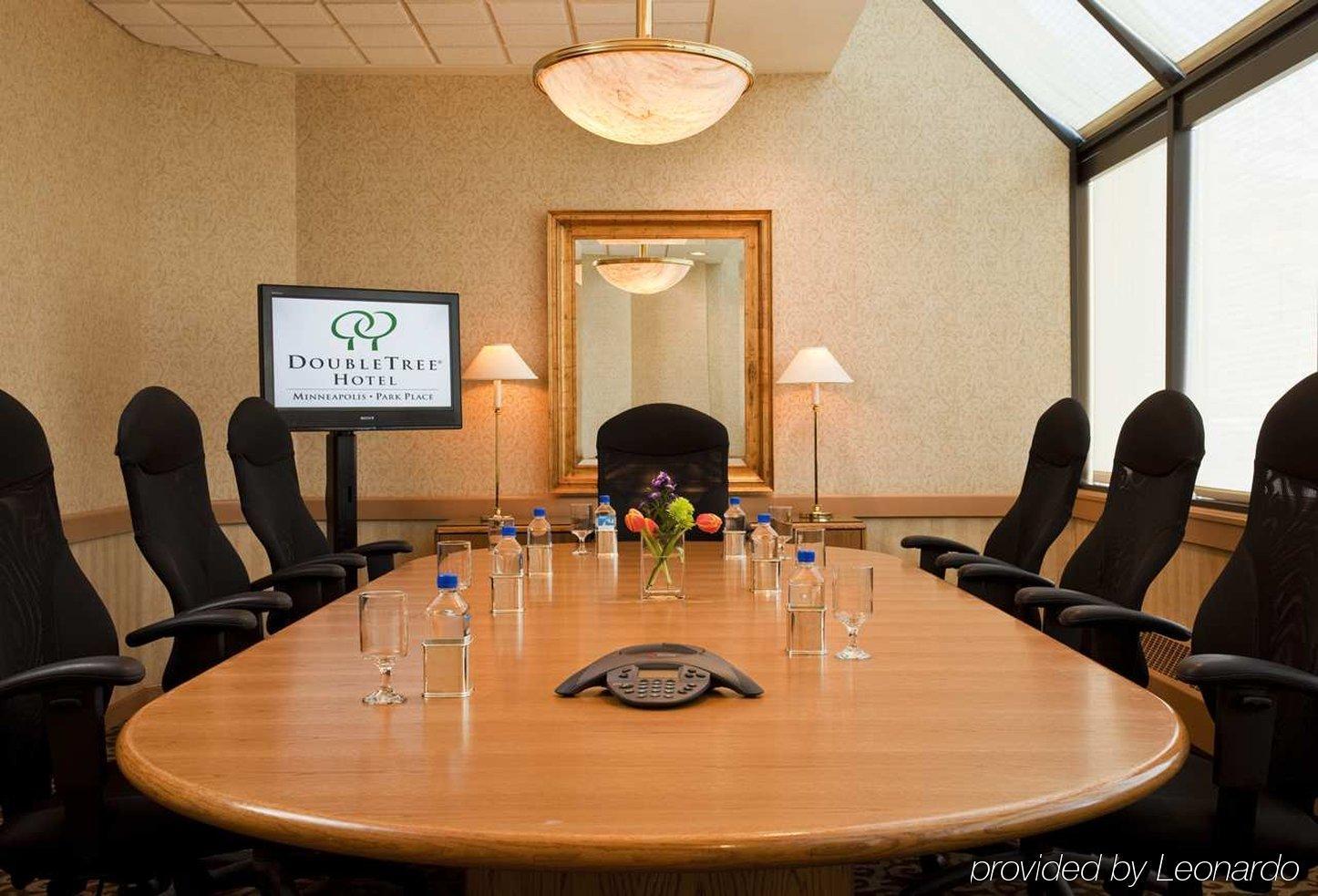 Doubletree By Hilton Minneapolis Park Place Saint Louis Park Bekvämligheter bild